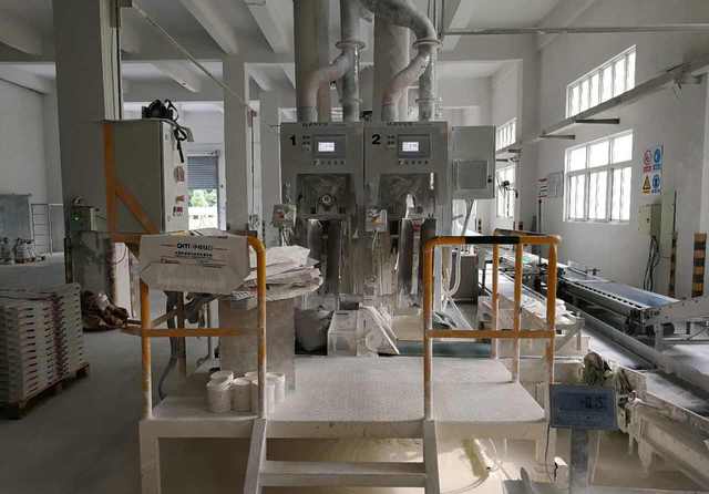 全國客戶參觀遼寧叁零叁現代化工廠